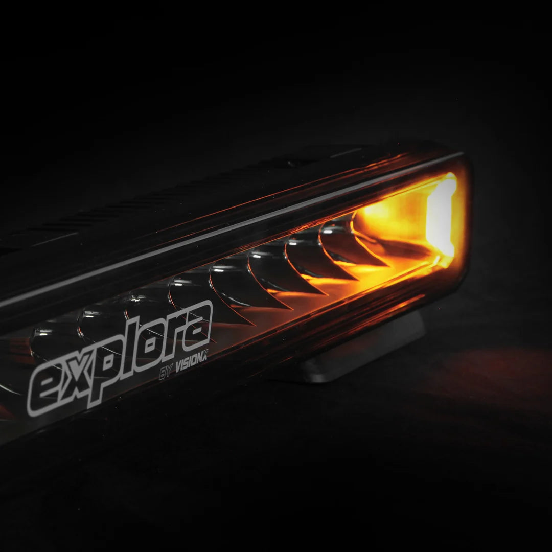 Explora LED-lichtbalk 30" enkele rij 140 W met witte/oranje stand - Vision X