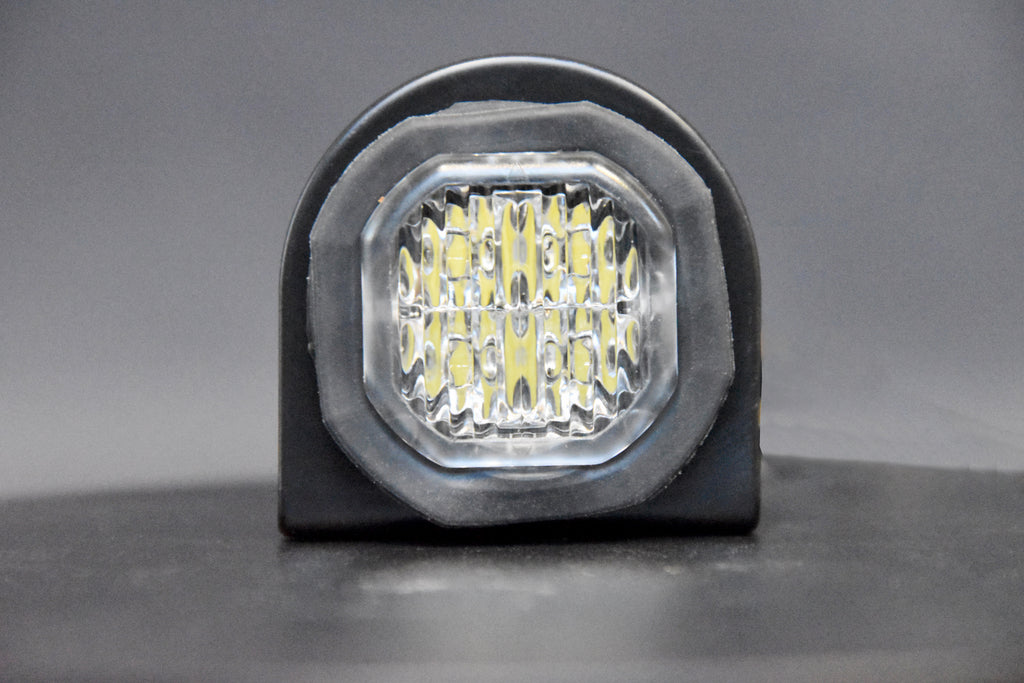 Feu de pénétration LED compact 4 LED ECE R65 Classe 2 - Lumiflash