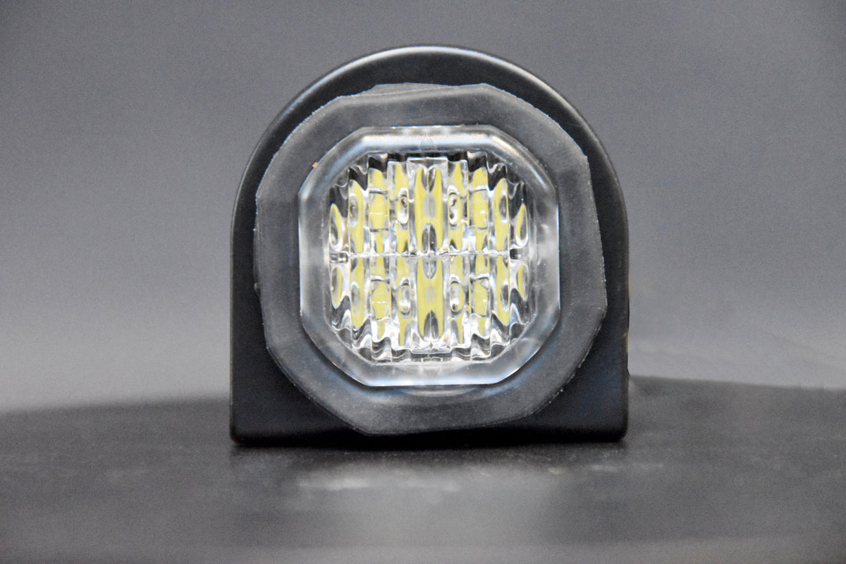 Feu de pénétration LED compact 4 LED ECE R65 Classe 2 - Lumiflash