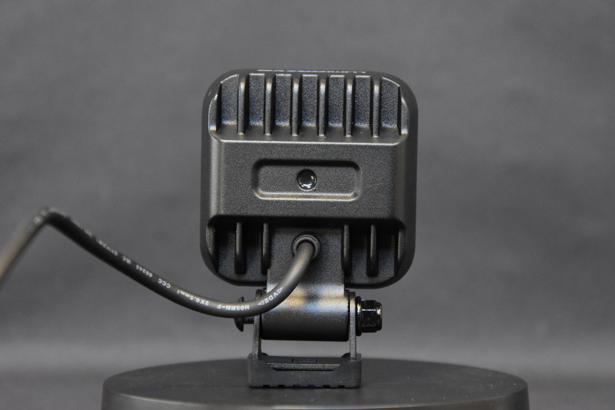 Vue arrière du feu de travail LED Lumidrive Panoramax 20W