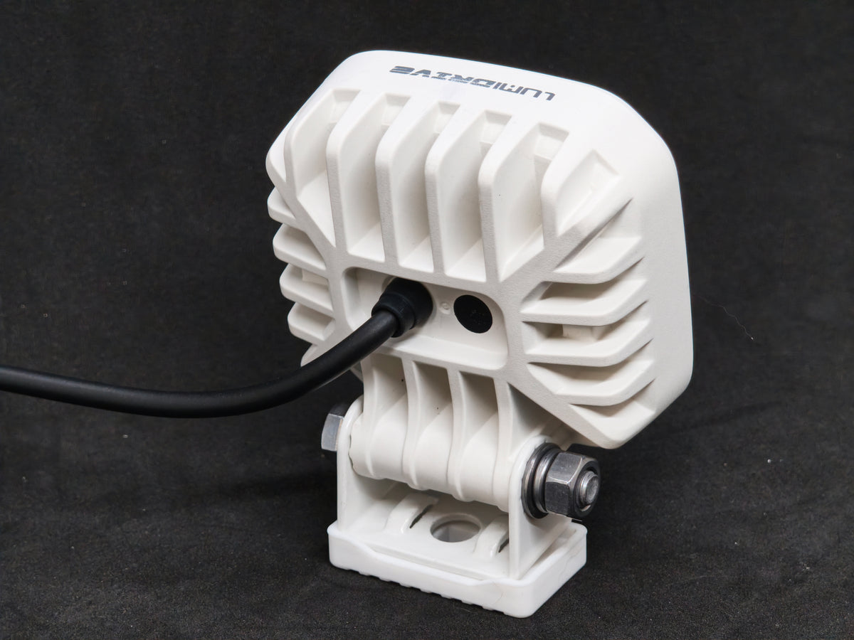 Feu de travail LED Thermacore Flood 15W ECE R23 - Lumidrive