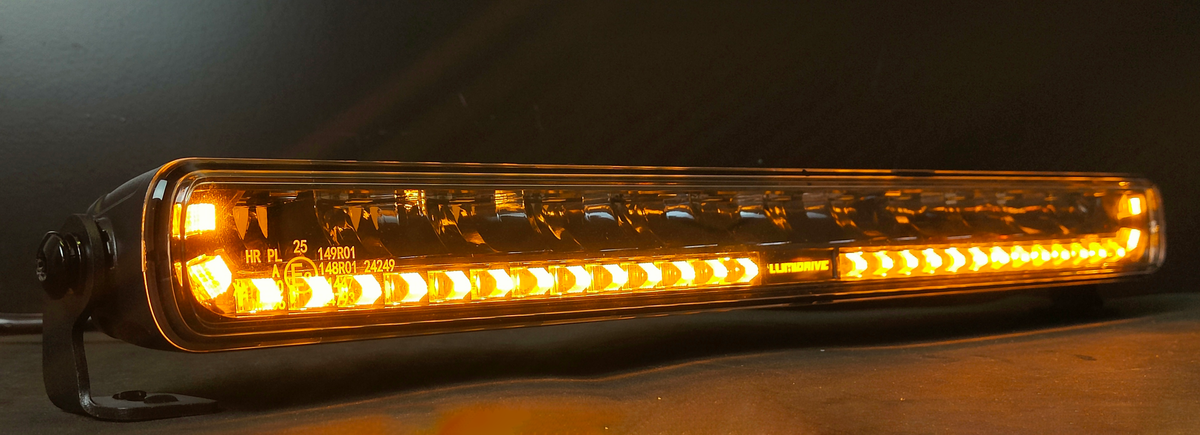 Barre LED Lumidrive Rayzor Bar 20 pouces avec feu de position orange