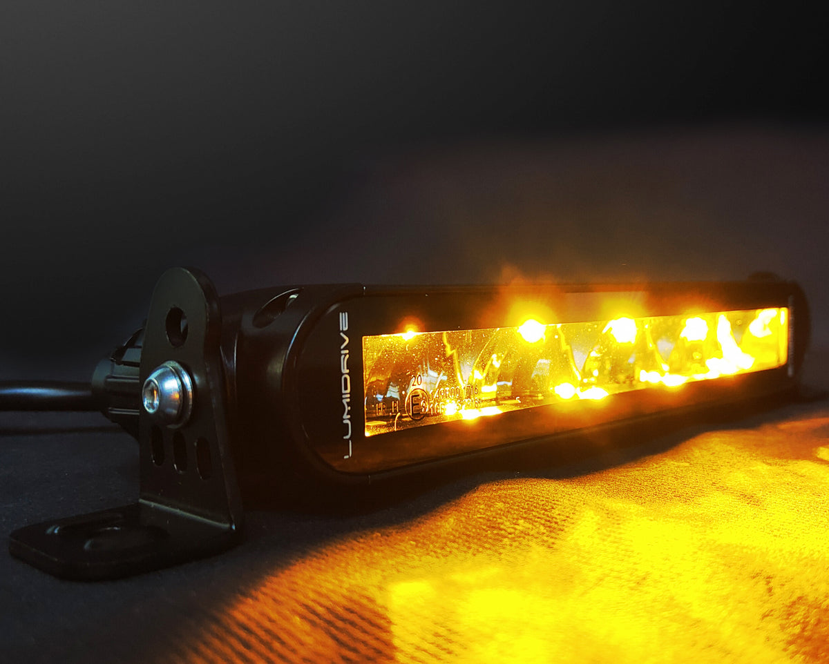 Barre LED ultra-fine Lumidrive Slimlux avec feu de position orange