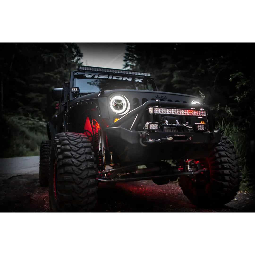 Paire de phares LED Vision X Vortex noir mat installée sur un 4x4 Afbeelding