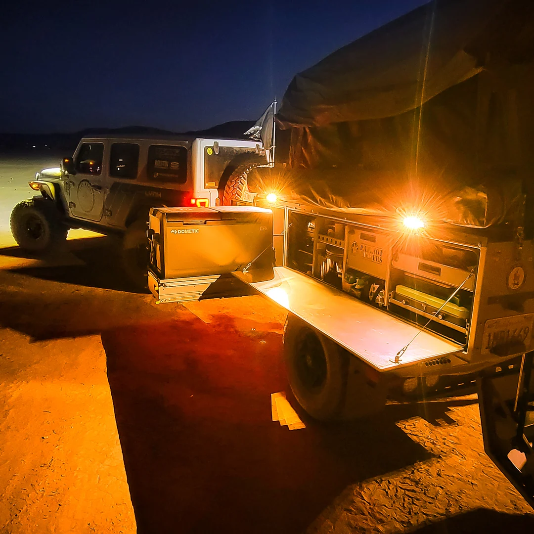 Éclairage orange du Vision X Scene Light WSL-9M-AW